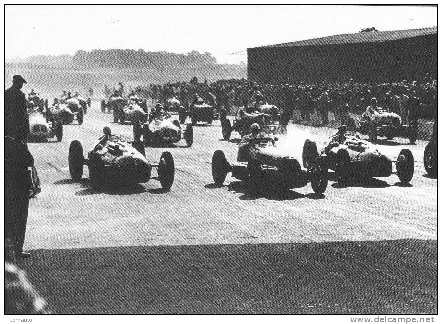 Start Of The First Race At Silverstone - British Grand Prix  -  1948  -  Real Photo Postcard - Autres & Non Classés