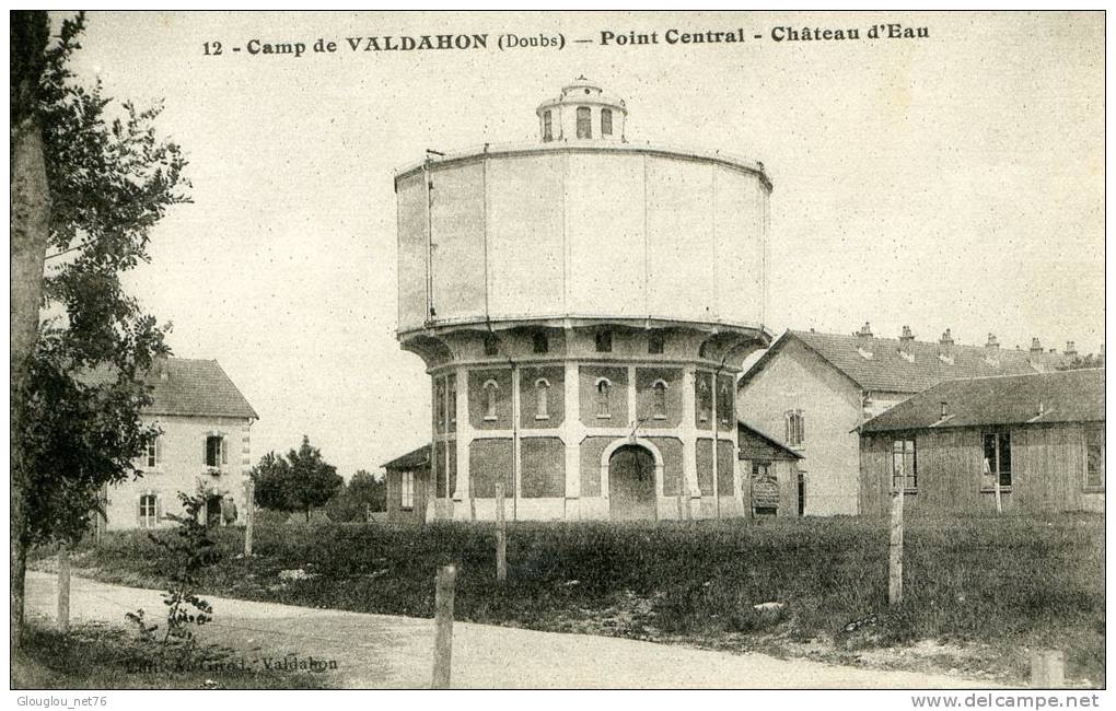 CAMP DE VALDAON...POINT CENTRAL..CHATEAU D'EAU....CPA - Châteaux D'eau & éoliennes