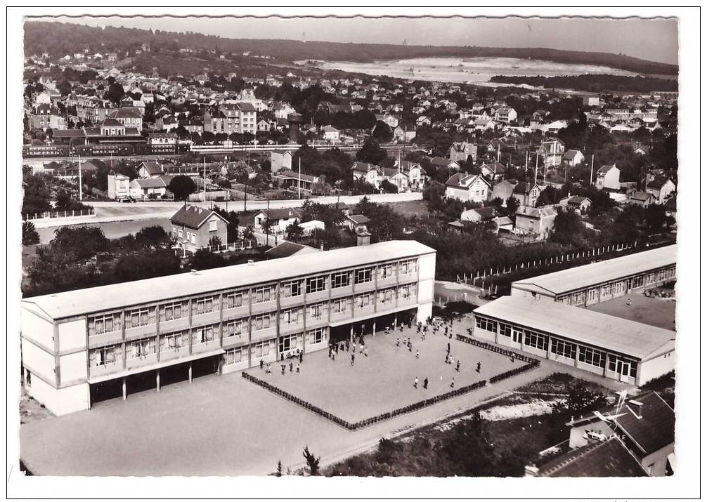 * 95 Cormeilles-en-Parisis En Avion Au Dessus De ... Le Groupe Scolaire D' Alsace Lorraine - Cormeilles En Parisis