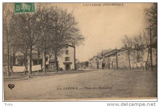 LEZOUX PLACE DES RAMEAUX - Lezoux