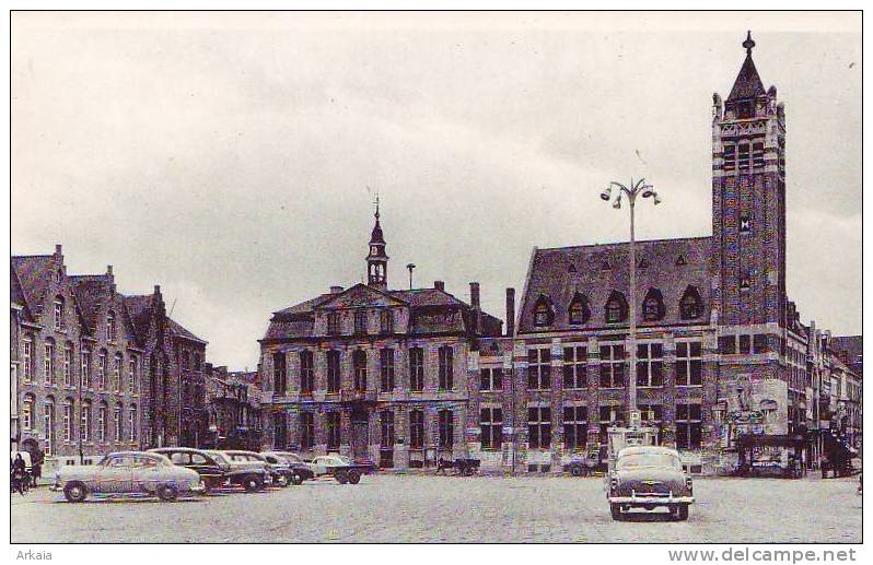 ROESELARE = Grand'place Et Hôtel De Ville (Nels) Vierge - Roeselare