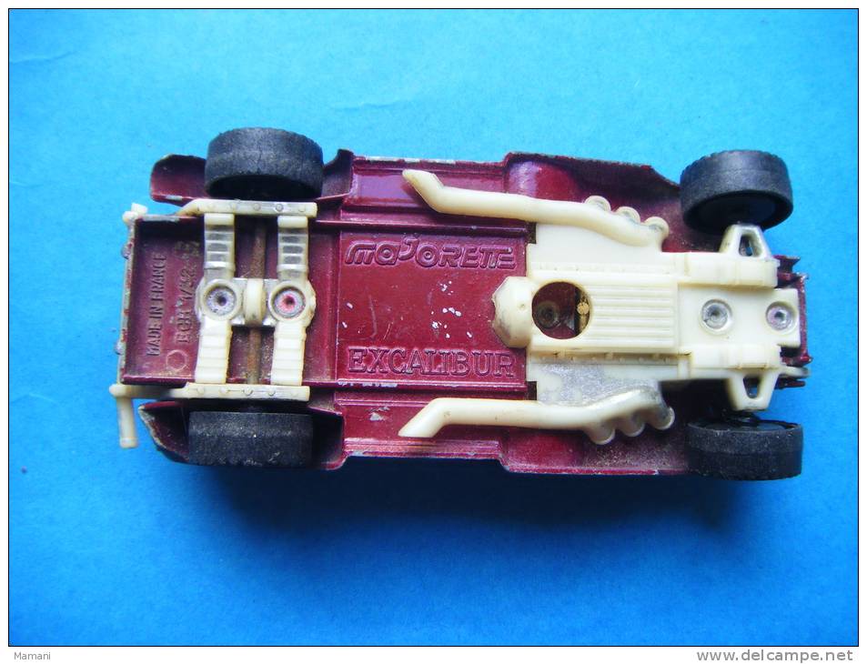 Voiture Majorette- Excalibur 1/32 -pour Pieces- - Jouets Anciens