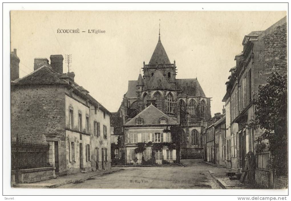 ECOUCHE  -L'eglise. - Ecouche