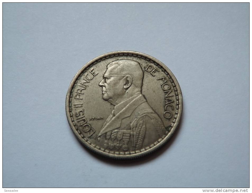 PIECE - MONACO - 10 FRANCS - 1946 - LOUIS II - PRINCE DE MONACO - P. TURIN - ARMOIRIE - 1922-1949 Luigi II