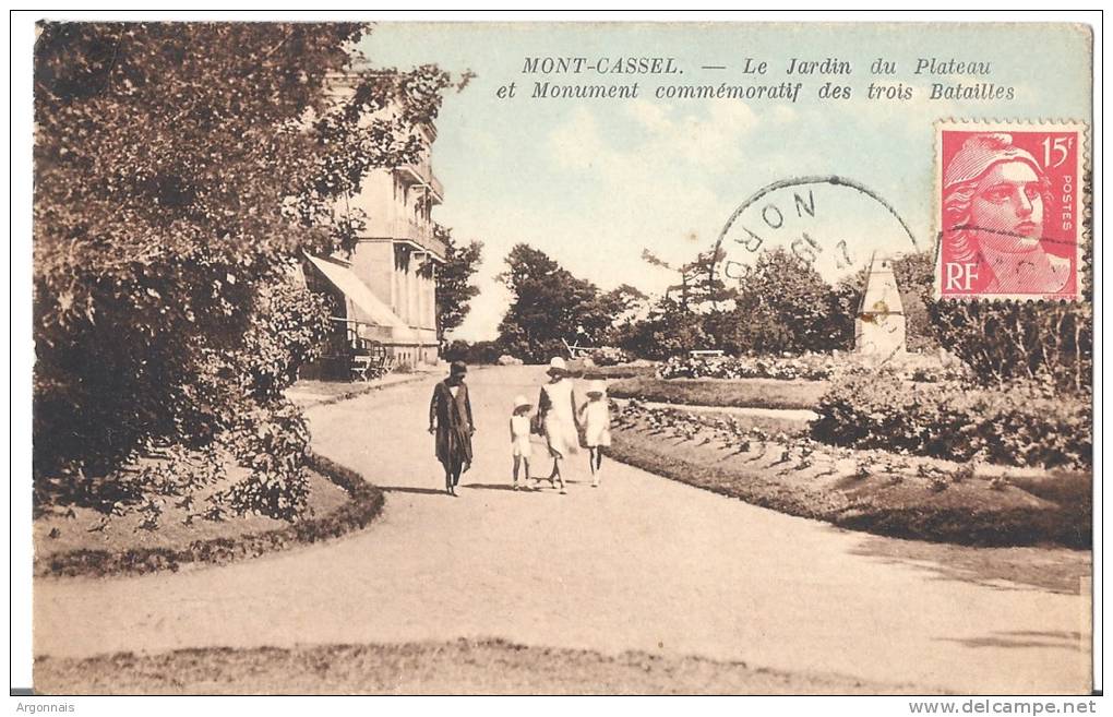 MONT CASSEL   Le Jardin Du Plateau Et Monument Commémoratif Des Trois Batailles - Cassel