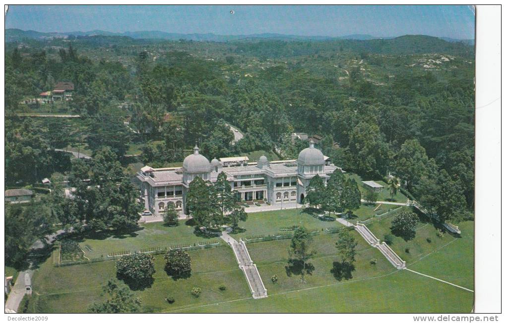 BR5230 Istana Negara Kuaqla Lumpur   2 Scans - Malasia