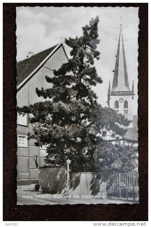 4750 UNNA, Blick Auf Die Stadtkirche, Minimaler Papiermangel Rückseitig - Unna