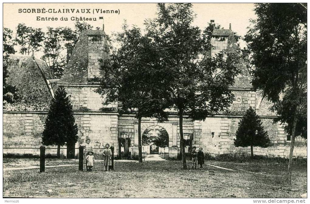 Scorbe Clairvaux Entree Du Chateau Belle Carte Animée Enfants - Scorbe Clairvaux