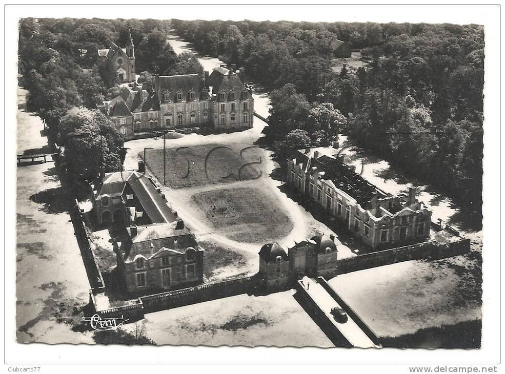 La Ferté-Saint-Aubin (45) :  Vue Aérienne Au Niveau Du Château En 1957 (animée). - La Ferte Saint Aubin