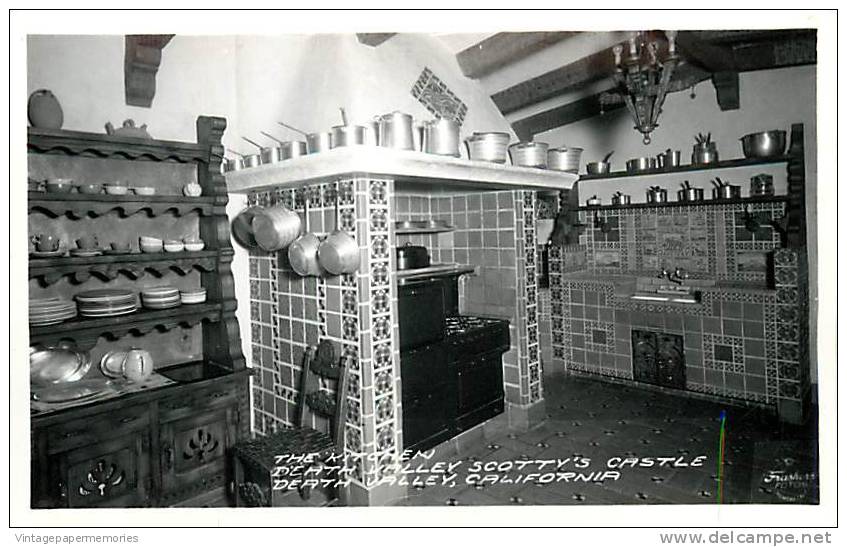 188245-California, Death Valley, RPPC, Scotty´s Castle, Kitchen, Frashers - Death Valley