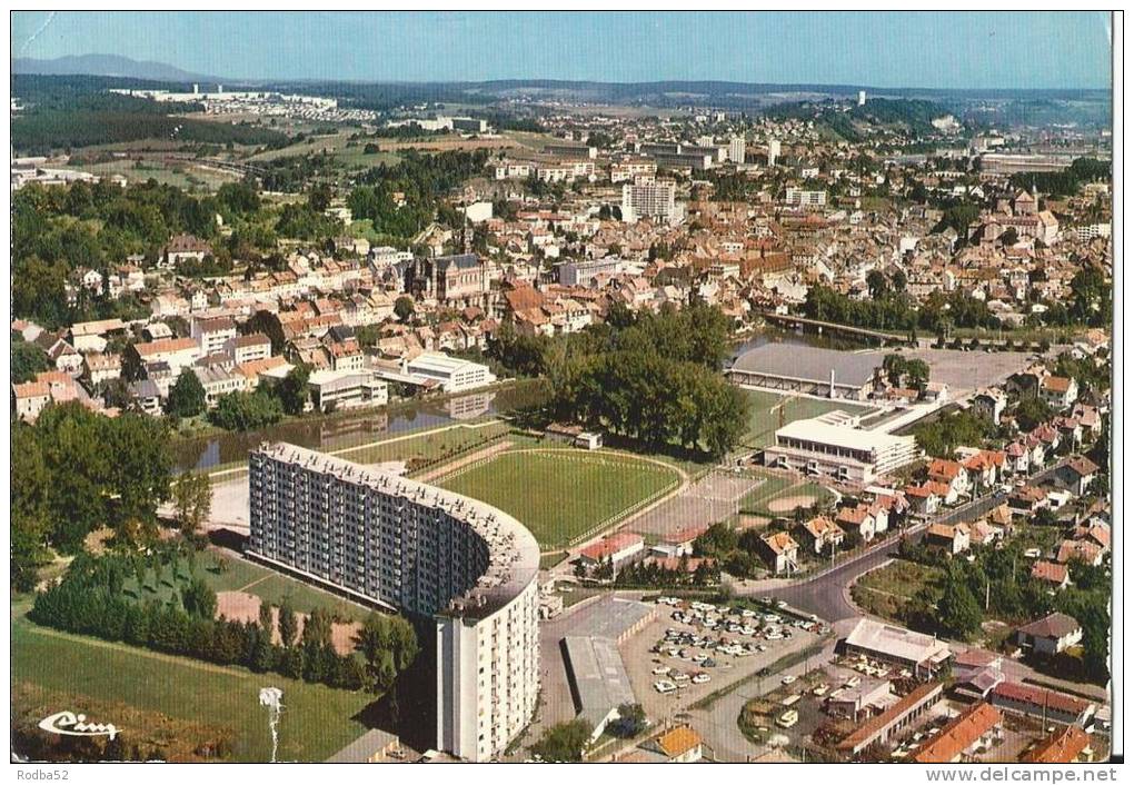 Sochaux - Montbéliard -Vue Générale Aérienne *  Au Premier Plan " La Banane" - Sochaux