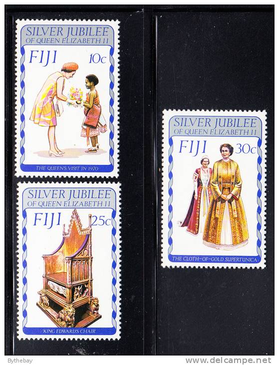 Fiji MNH Scott #371-#373 25th Anniversary Of Reign Of Queen Elizabeth II - Fidji (1970-...)