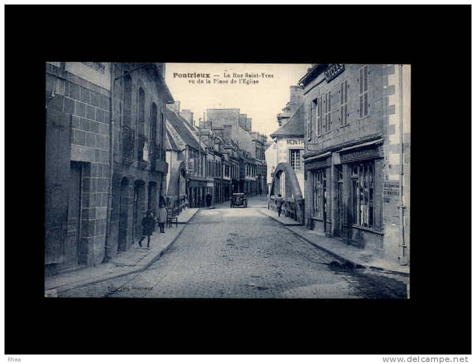 22 - PONTRIEUX - La Rue Saint-Yves Vue De La Place De L'Eglise - Pontrieux