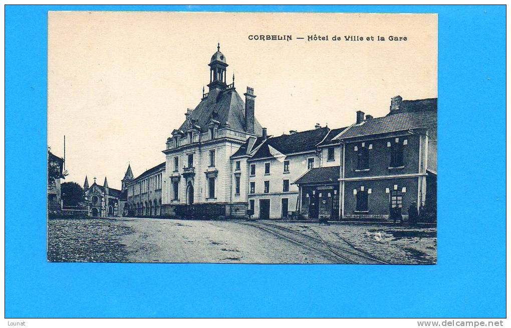 38 CORBELIN : Hôtel De Ville Et La Gare - Corbelin