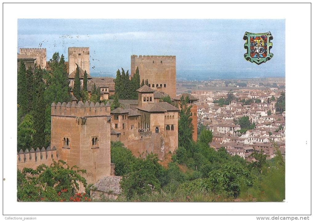 Cp, Espagne, Granada, LA Alhambra Et La Ville, Voyagée - Granada