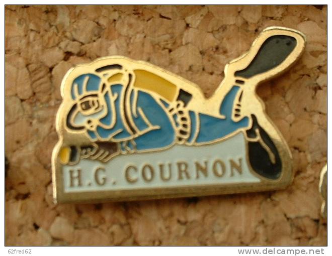 PIN´S PLONGEE - COURNON - Duiken