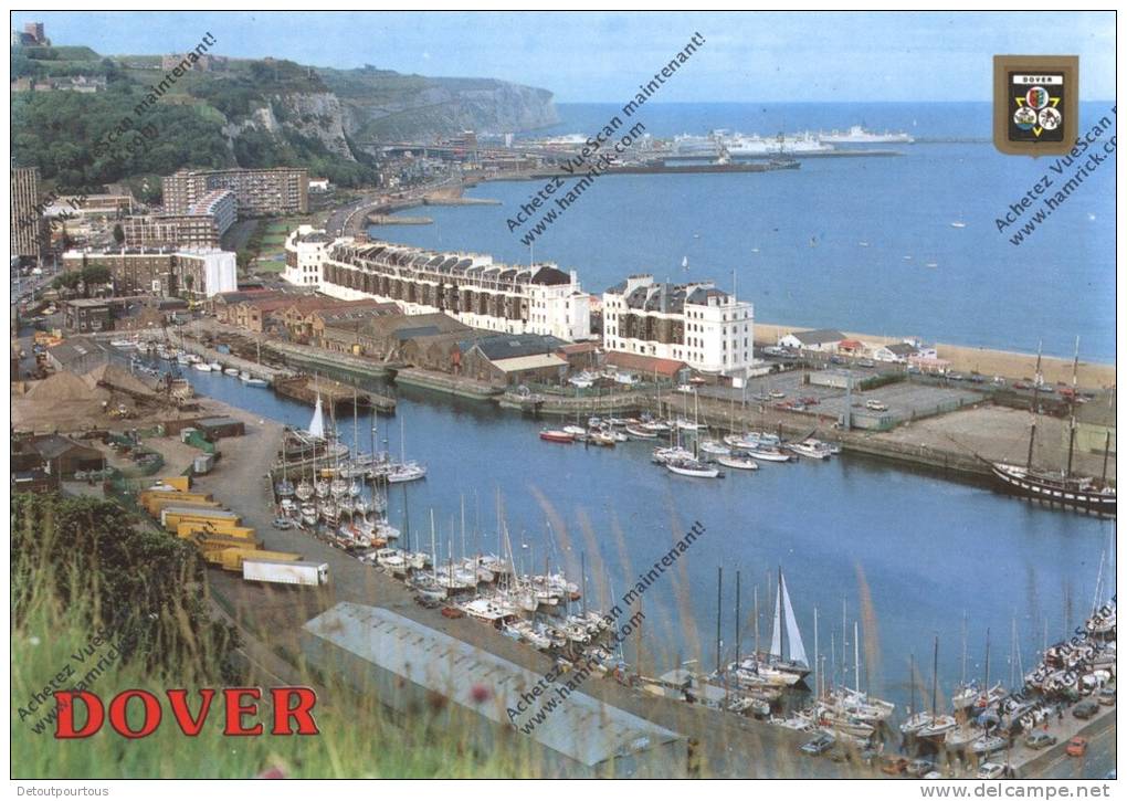 DOVER Kent  Wellington Dock And Harbour Port Bateaux Boats Camions Trucks LKW Ferry - Dover