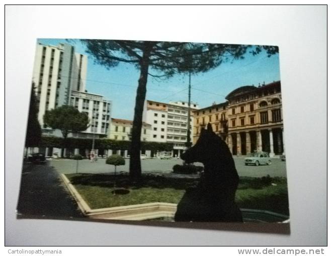 Carrara  Piazza Farini - Carrara