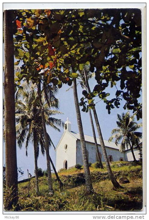 Nouvelle Calédonie--BALADE--Cote Est: église Historique De Balade,cpsm Gd Ft  éd Melanesia - Neukaledonien