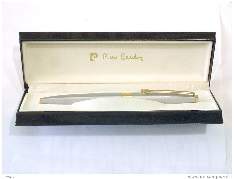 PIERRE CARDIN  - VINTAGE PENS (limited Edition) Original Box - Excellent Condition - Penne