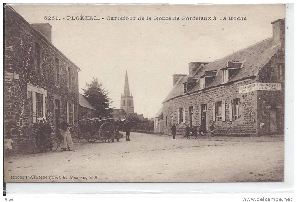 PLOEZAL - Carrefour De La Route De Pontrieux à La Roche - Ploëzal