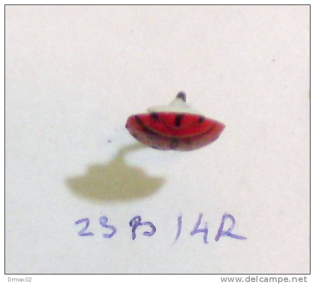 COCCINELLE ~ Ladybug INSECTE ~ Lady Bird ~ Ladybird, Lieveheersbeestje, Marienkäfer, Mariquita (Yugoslavia) - Dieren