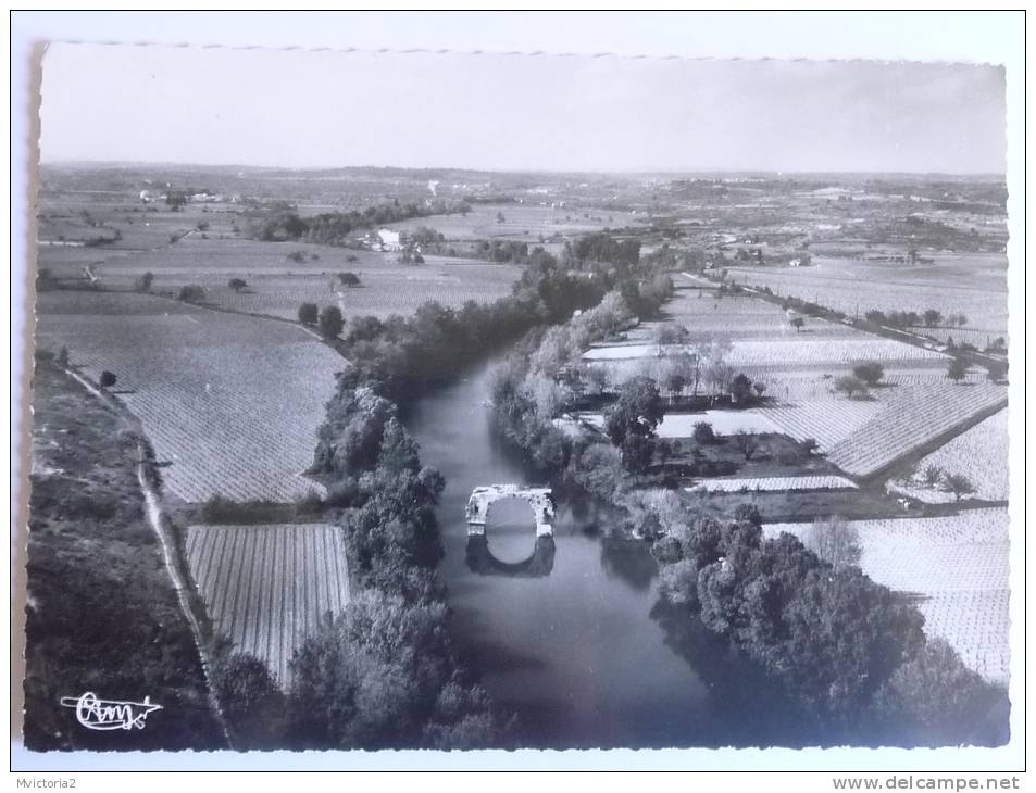 LUNEL - Vue Aérienne Sur Le Pont Romain Du VIDOURLE - Lunel