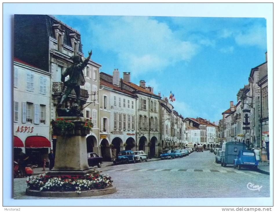 REMIREMONT - La Grande Rue - Remiremont