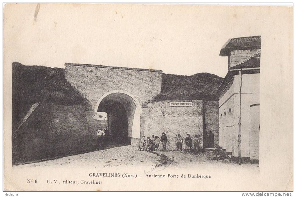 GRAVELINES - Ancienne Porte De Dunkerque - Gravelines