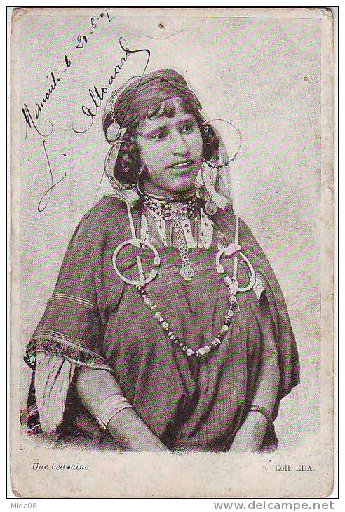 FEMME .UNE BEDOUINE. Cachet  De MANOUBA REGENCE DE TUNIS . COLL. EDA - Vrouwen