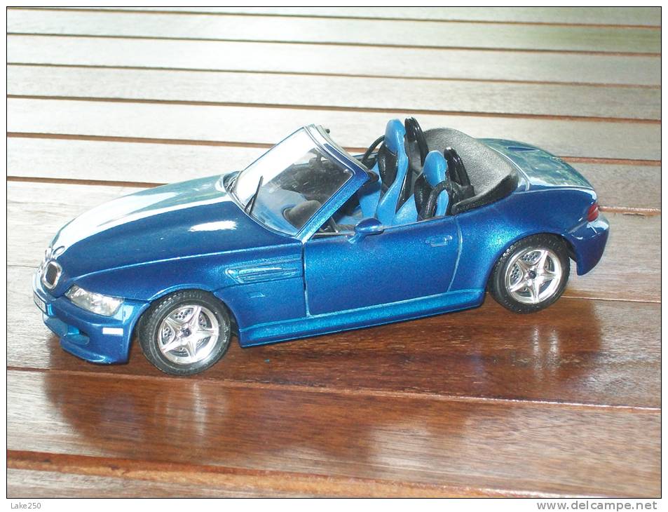 BURAGO - BMW  Z3  NO BOITE  Scala 1/24 - Burago