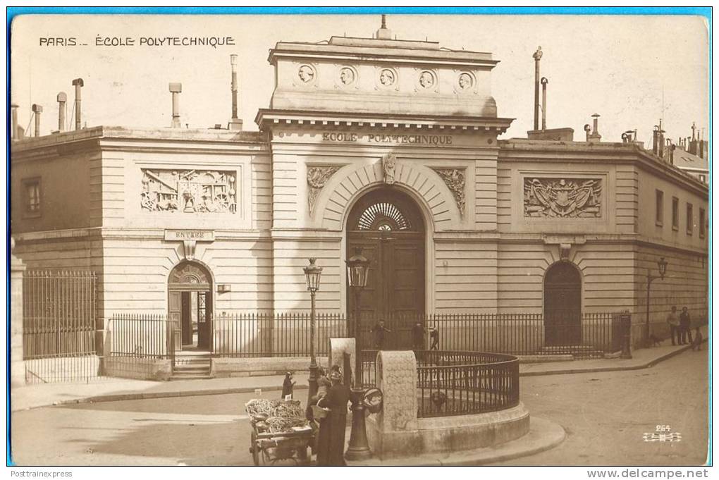 France. Paris. Ecole Polytechnique - Enseignement, Ecoles Et Universités