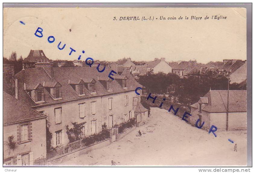 DERVAL UN COIN DE LA PLACE DE L'EGLISE - Derval