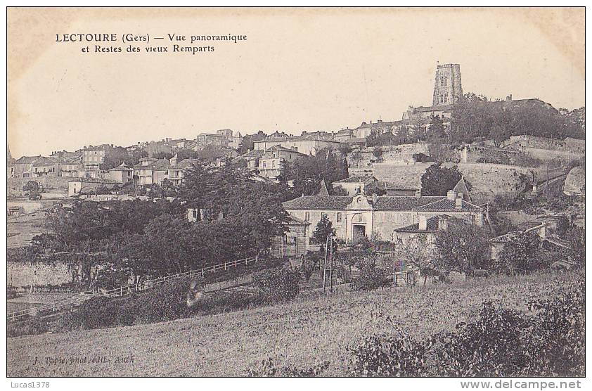 32 / LECTOURE / VUE PANORAMIQUE ET RESTES DES VIEUX REMPARTS - Lectoure