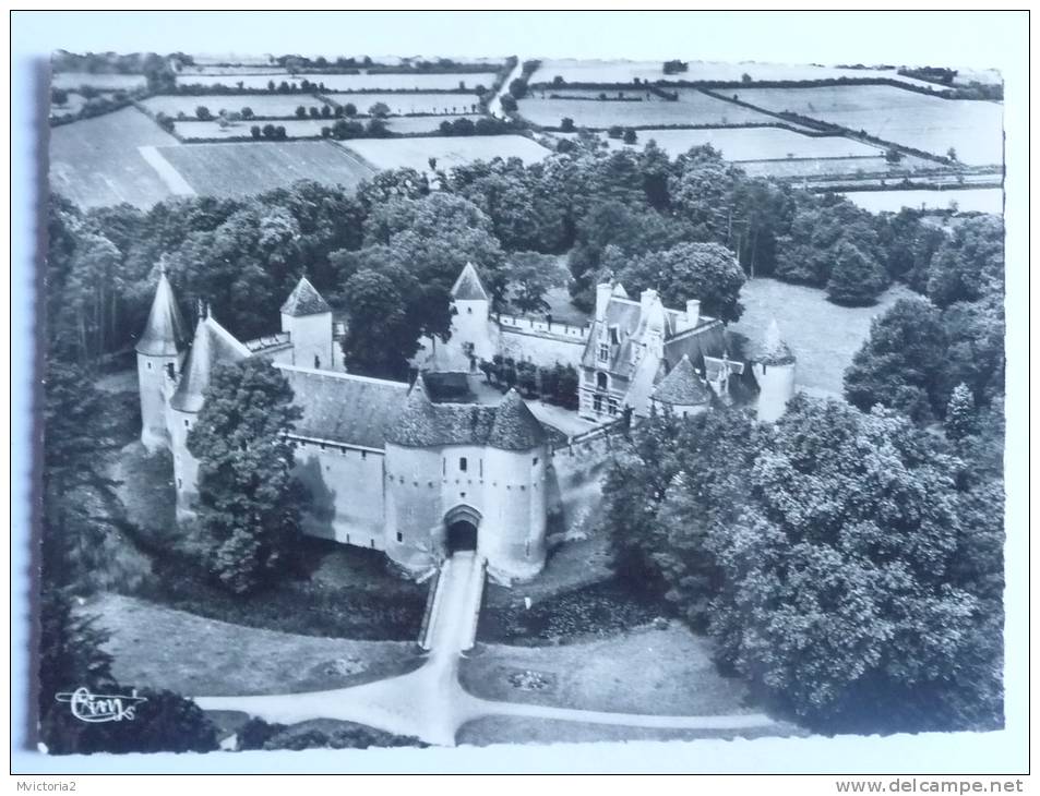 AINAY LE VIEL - Vue Aérienne, Le Chateau - Ainay-le-Vieil