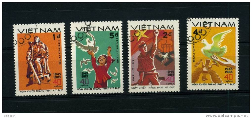 4 Timbres Oblitérés - Viet Nam 1985 N° 581 / 4 "1945 / 1985 - Main, Colombe, Croix Gammée, Aigle, Statue" - Viêt-Nam