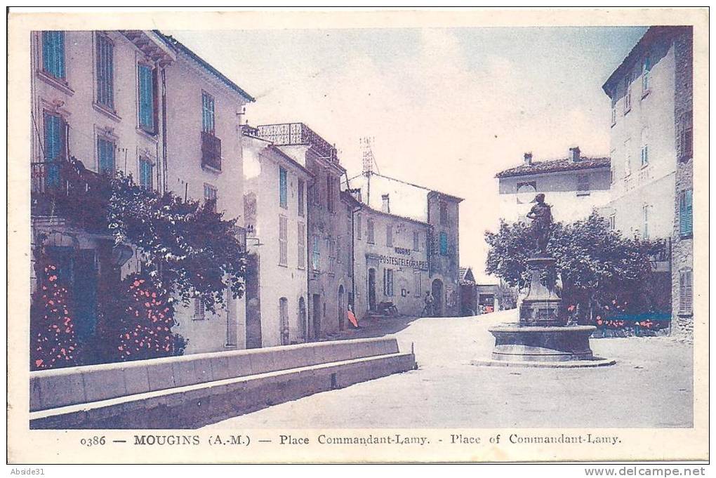 MOUGINS - Place Commandant Lamy - Mougins