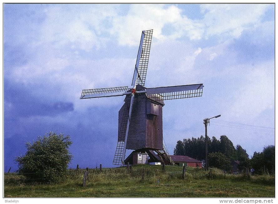 MOULBAIX (Hainaut) - Molen/moulin/mill/mühle - Moulin De La Marquise. Image Historique: 1973 !!! - Ath