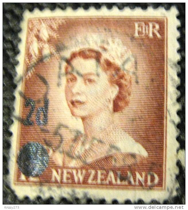 New Zealand 1958 Queen Elizabeth II 1.5d Overprinted 2d - Used - Other & Unclassified