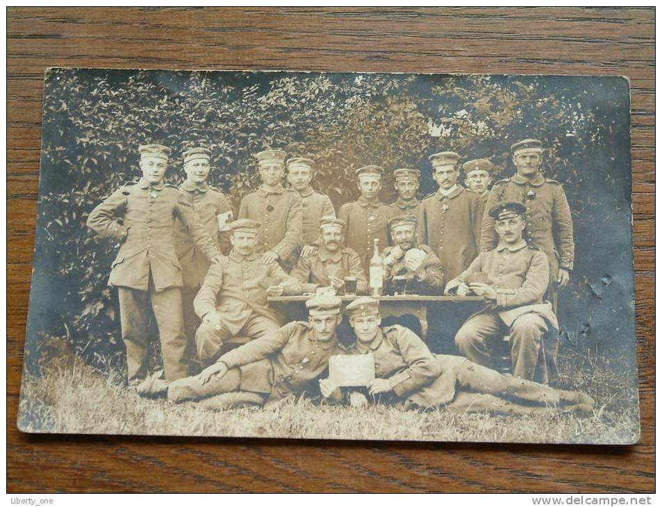 Groep SOLDATEN Te Identificeren - Anno 1916 ( Fotokaart - Zie Foto Details ) !! - Personen