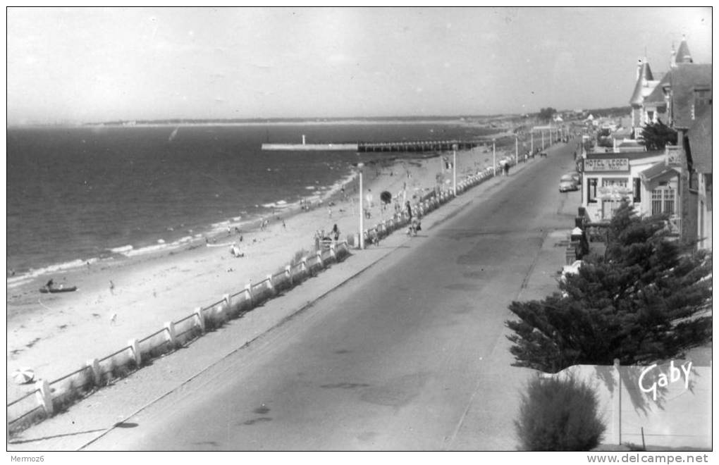 Tharon Plage Boulevard De L’ Ocean Gaby Artaud 12 Carte Animée 1964 Hotel Leger - Tharon-Plage