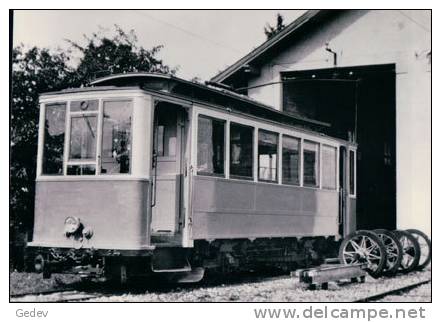 Chemin De Fer Gland-Begnins, Train Au Dépôt De Gland Photo 1951 BVA 8 GB - Gland