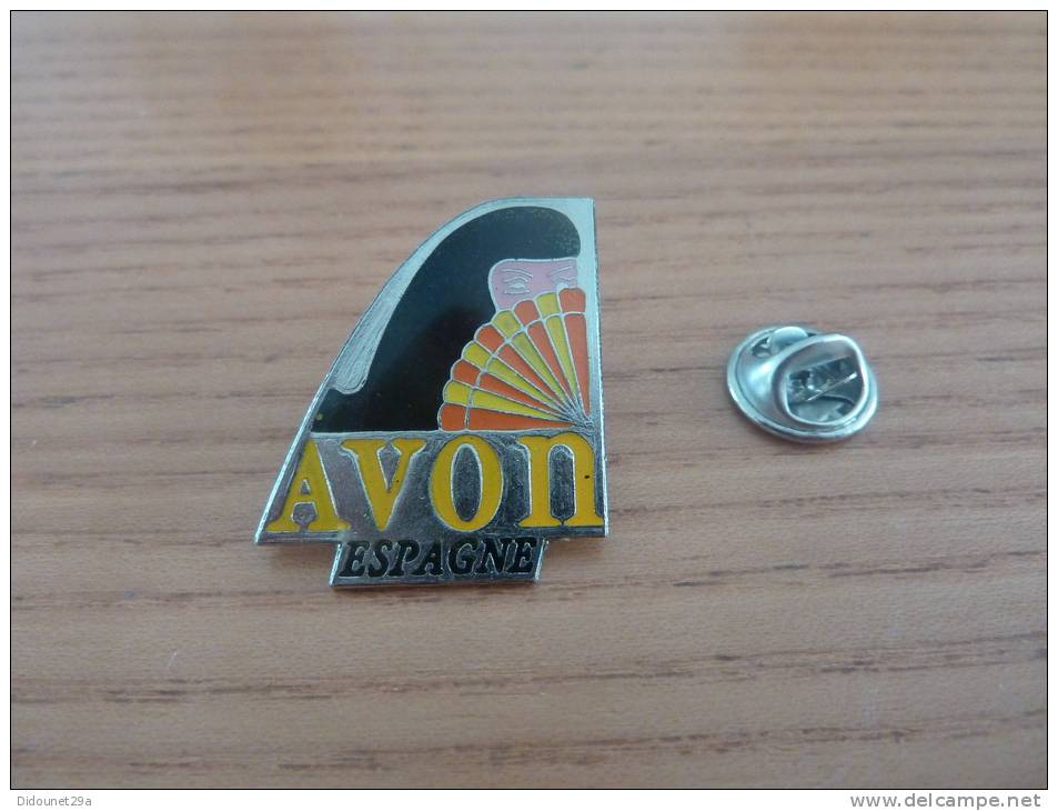 Pin´s "AVON ESPAGNE" - Perfume