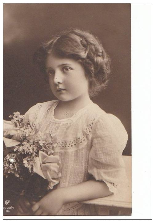 CPA  Photo Enfant PORTRAIT ARTISTIQUE Fillette   ( Beautiful Little Girl ) 1911 - Altri & Non Classificati