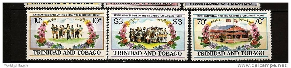 Trinité Trinidad & Tobago 1984 N° 511 / 3 ** Enfants, Guirlandes, Fleurs, Fanfare, Directrice, Musique, Tambour, Guitare - Trindad & Tobago (1962-...)