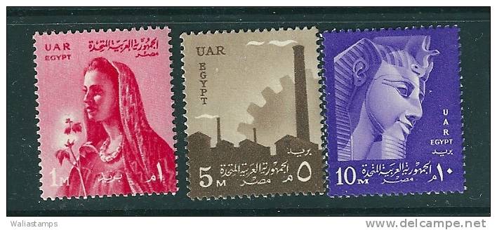 Egypt 1957 SG  539-41 MNH Designs: Country Woman And Cotton Plant, Factory Skyline, Rameses II - Neufs