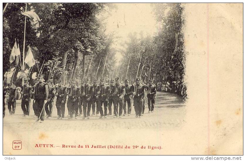 AUTUN Revue Du 14 Juillet (défilé Du 29e De Ligne) - Autun