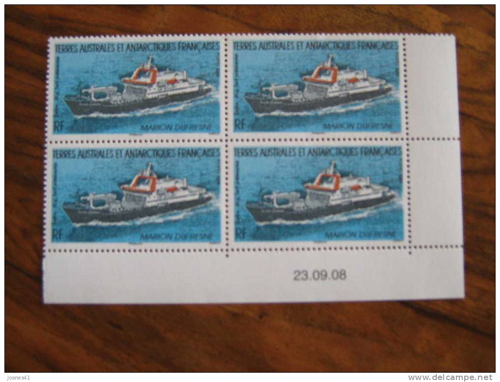 T.A.A.F. P 520  * *   Coin Date  23 09 08   BATEAU MARION DUFRESNE - Unused Stamps