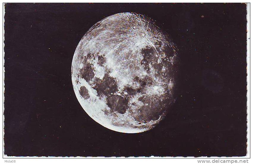 OBSERVATOIRE DU PIC DU MIDI. BAGNERES DE BIGORRE. La Lune Entre Le Premier Quartier Et La Pleine Lune - Astronomy