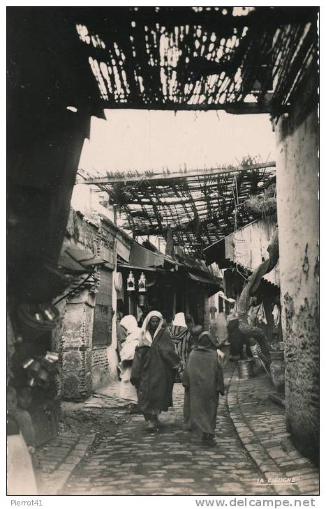 ETHNIQUES ET CULTURES - AFRIQUE DU NORD- SCENES ET TYPES -Le Souk Des Ferblantiers - Edit. La Cigogne CASABLANCA (Maroc) - Zonder Classificatie